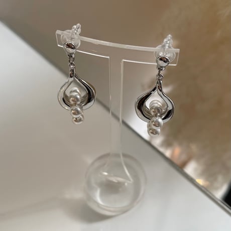 2311PR0608 / Drop hoop pearl Pierce（Silver）