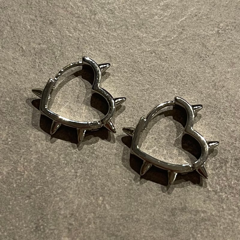2508PR0801 / Thorn Heart shape Hoop pierce（Silv