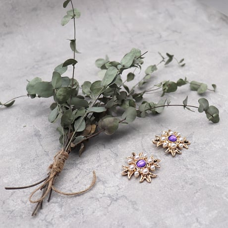 Vintage Rhinestones 8Pearl Brooch（GOLD） / OT-008
