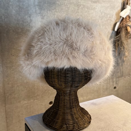 2412SL11047WT(S)/ Volume flight fur cap（ivory）