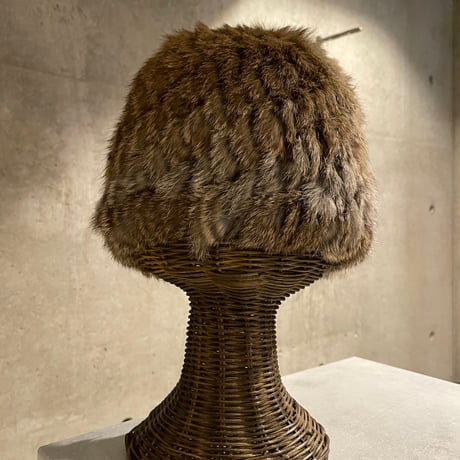 261SL0103AX(S) / Fur Skully Hat（Brown Mix）