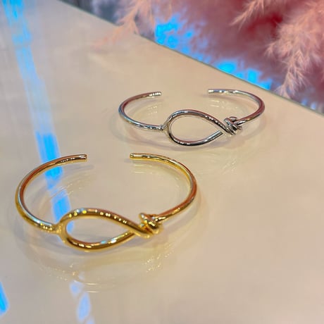 2402BR0025 / Wind Design Bangle  （Silver）
