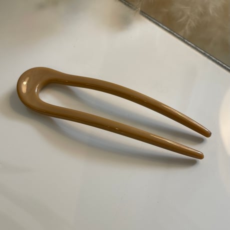 2403HA0073 / Simple color hairpin（Beige）