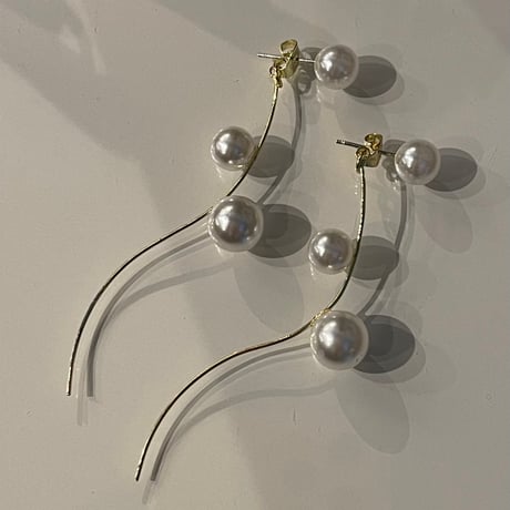 2312PR0622 / Wave pearl long Pierce（Gold）