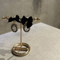 Classic ribbon Earring（Blk/Gold）/ 2212_ER0124
