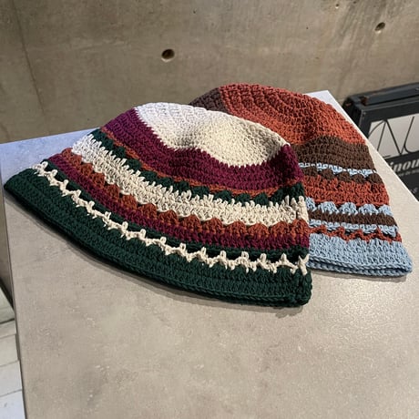 2504HW0081(S) / Contrast color knit bucket hat（Green）