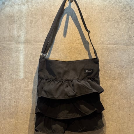 2507BG032(S) / Frill tote bag（Black）