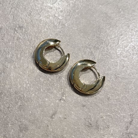 2304PR0562 / Flat hoop Pierce（Gold）