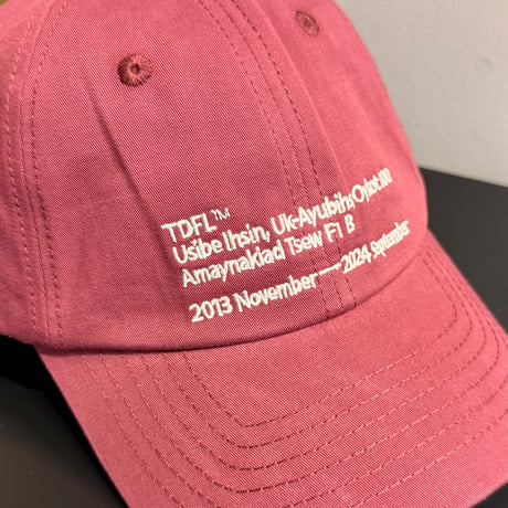 KF251114AST(S) / Text Embroidery Cap（Burgundy）