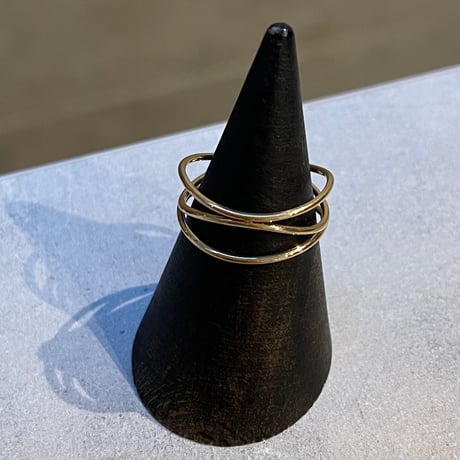 2502RG0579 / Helix design ring（Gold）
