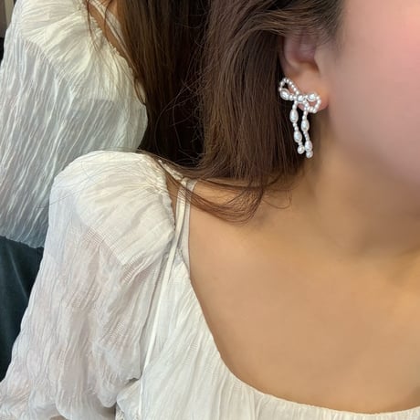 2407PR0724 / Nuance Pearl Ribbon Pierce（Pearl）