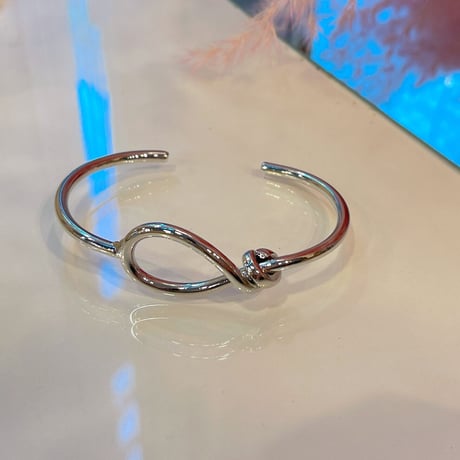 2402BR0025 / Wind Design Bangle  （Silver）