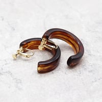 Acrylic Ear Hoop Clips L Earrings（Marble Brown） /  2102_ER041