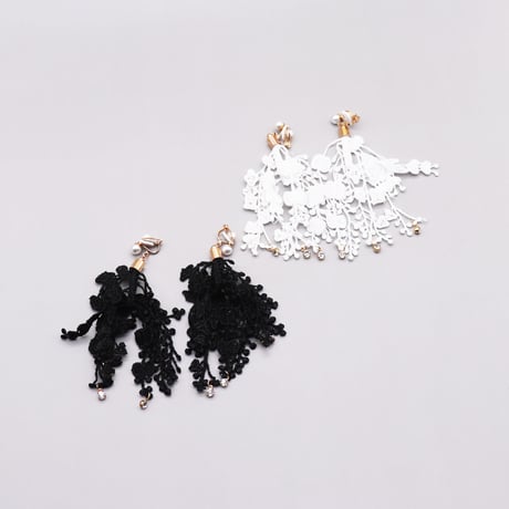 Hanging  Tassel  Flower Lace Earrings（Black） /  2112_ER091