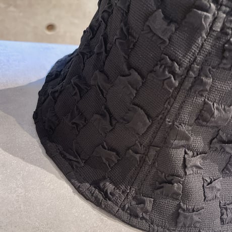 2403HW0030 / Square shirring Bucket hat（Black）
