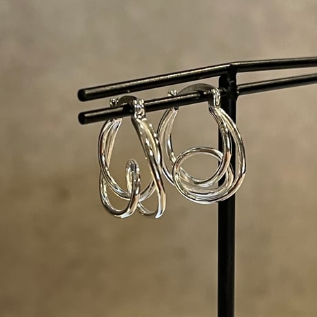 2506PR0786 / Twist double line hoop pierce（Silver）