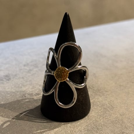 2501RG0569 / Big Flower design ring（Silver）