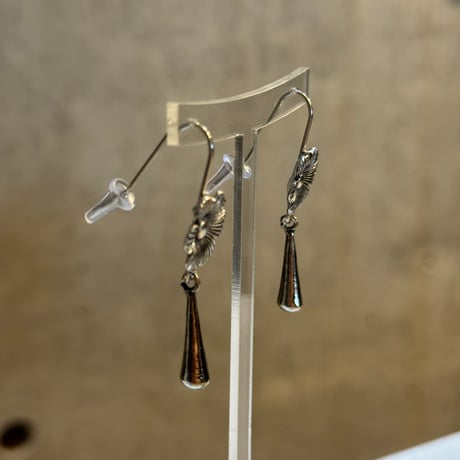2508PR0797 / Flower  drop pierce（Silver）