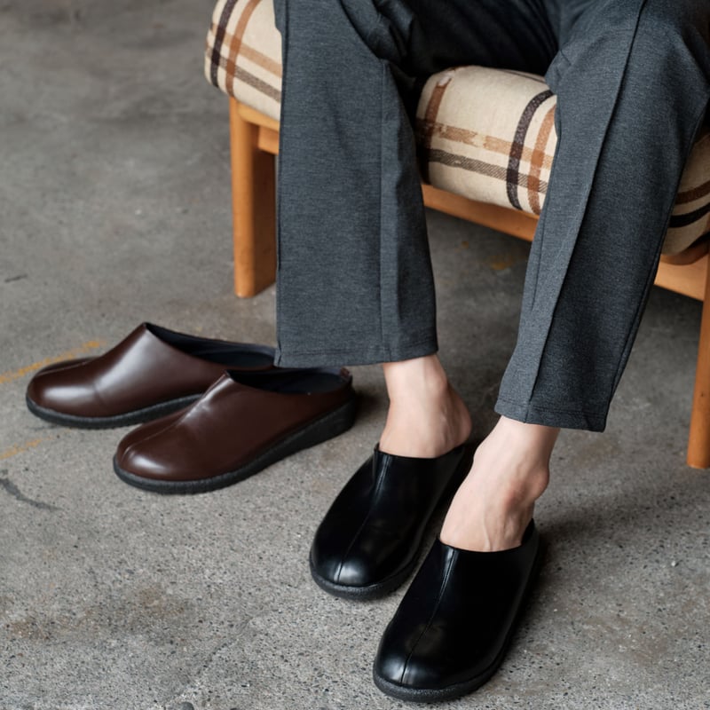 Charles［Black］ | HEP SHOP ONLINE