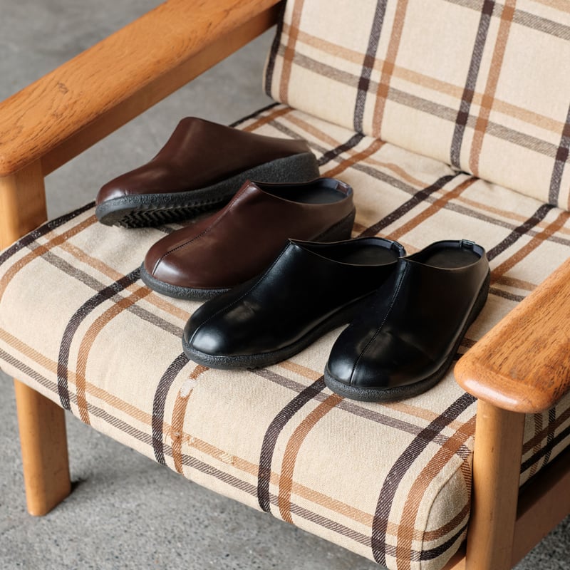Charles［Black］ | HEP SHOP ONLINE