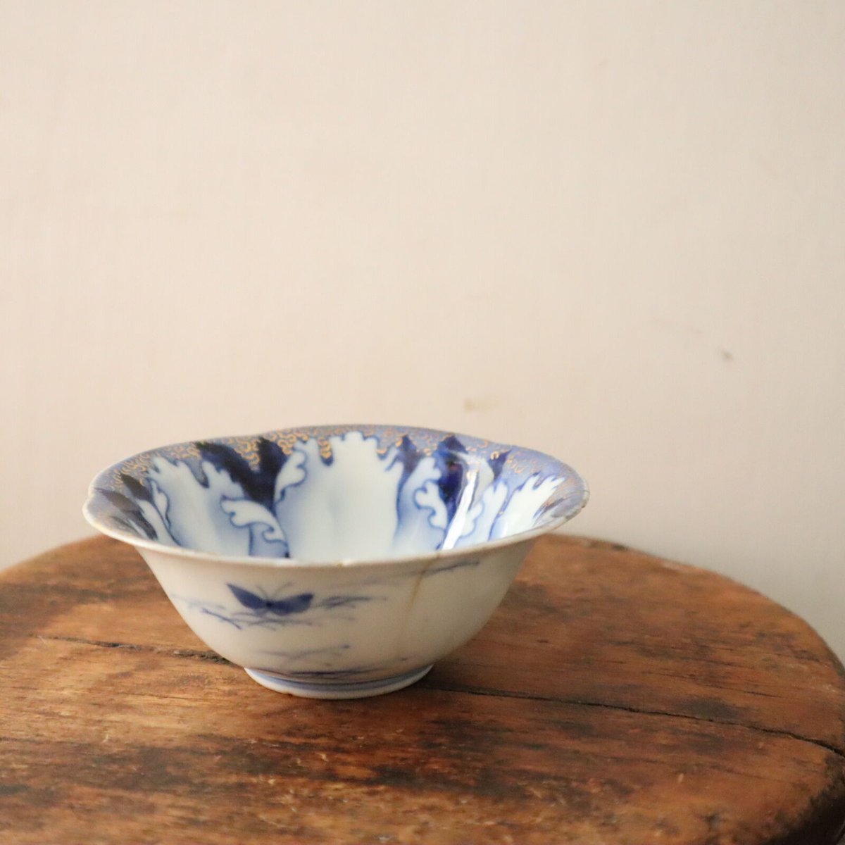 2142 深川製磁　牡丹金ミル　皿　5客　金彩 A002【小鉢】 深川製磁 牡丹金ミル 金彩印判染付け 花輪 小鉢3点