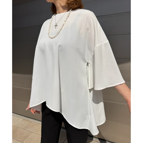 drape tops・white
