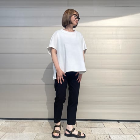 gather tops・white