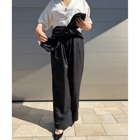 west roll pants・black
