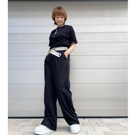 number pants・black