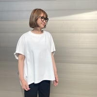 gather tops・white