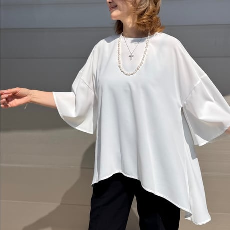 drape tops・white