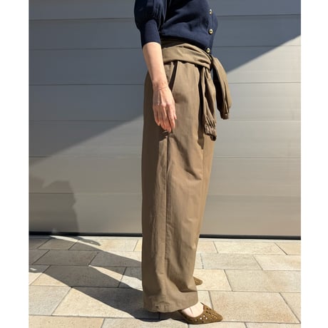 west roll pants・brown