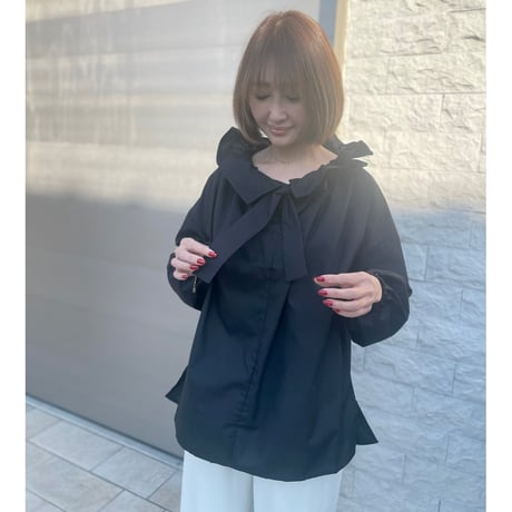 gather frill blouse