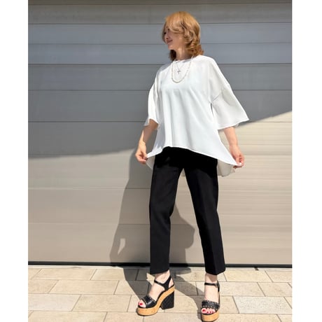 drape tops・white