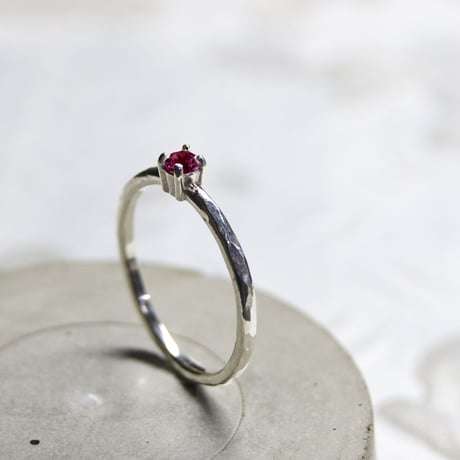 ロードライトガーネット ラウンド3mm シルバープレーンリング 1.5mm幅 槌目｜RHODOLITE GARNET RD3mm PLANE RING 1.5 sv hammer finish｜290