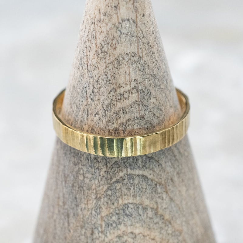 K24GPゴールドフラットリング 3.0mm幅 縦槌目 3号～27号｜WKH K24GP FL