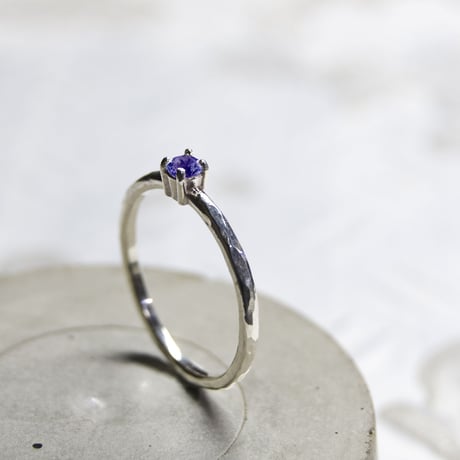 アイオライト ラウンド3mm シルバープレーンリング 1.5mm幅 槌目｜W.K.W. IOLITE RD3mm PLANE RING 1.5 sv hammer finish｜FA-292