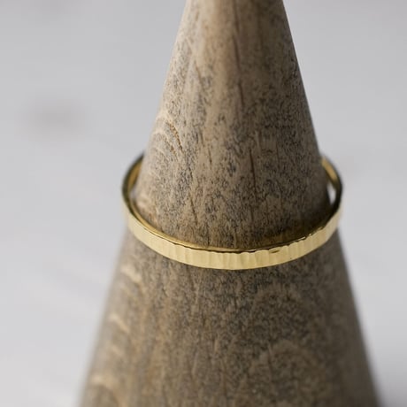 K24GPゴールドシンフラットリング 2.0mm幅 縦槌目 3号～27号｜WKH K24GP THIN FLAT RING 2.0 bs vertical hammer｜FA-754