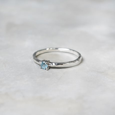 ブルージルコン ラウンド3mm シルバープレーンリング 1.5mm幅 槌目 3号～21号｜WKC BLUE ZIRCON RD3mm PLAIN RING 1.5 sv hammer｜FA-1066