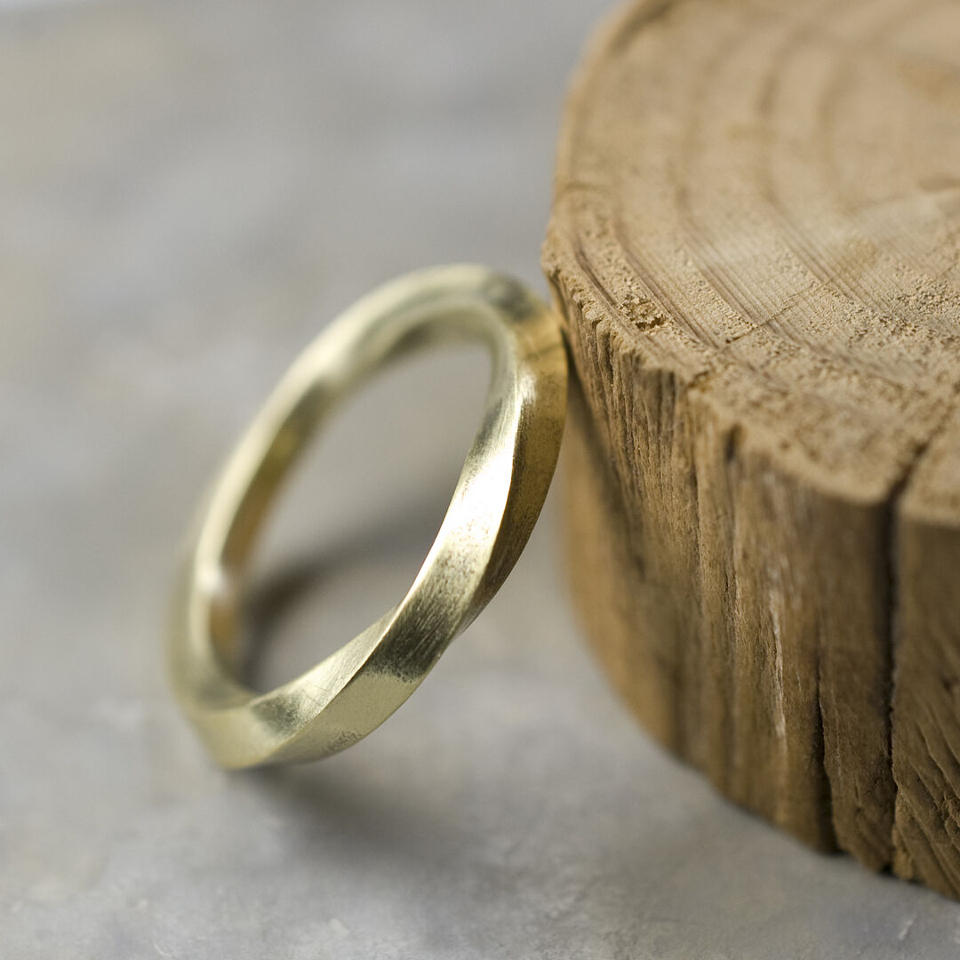 真鍮スクエアツイストリング 2.5mm幅 つや消し 3号～27号｜WKH