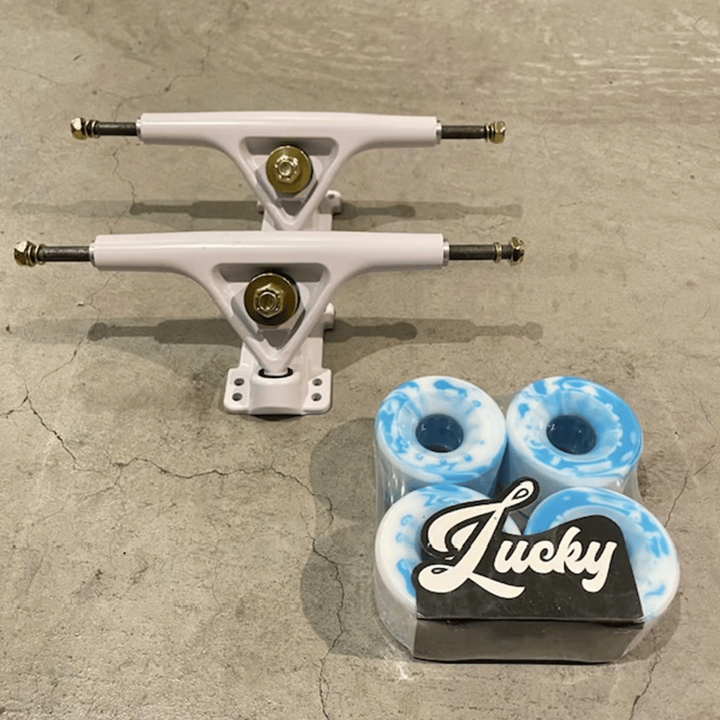 Aquarius ロングボード　(コンディションは概ね良好です) Aquarius ロングボード (コンディションは概ね良好です)