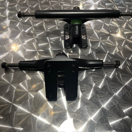 【TRUCK】カスタムTruck　 180mm 50度 【2個セット】