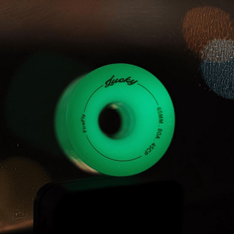 ウィール　Skate Lucky FireFly【65 mm】【80a】【45CP】4個パック
