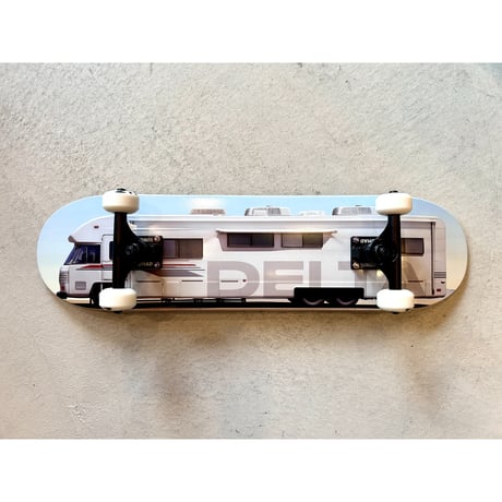 新品　Supremeロゴデッキ　二度と発売されないであろうスノーカモ　希少　限定 新品 Supremeロゴデッキ 二度と発売されないであろうスノーカモ 希少