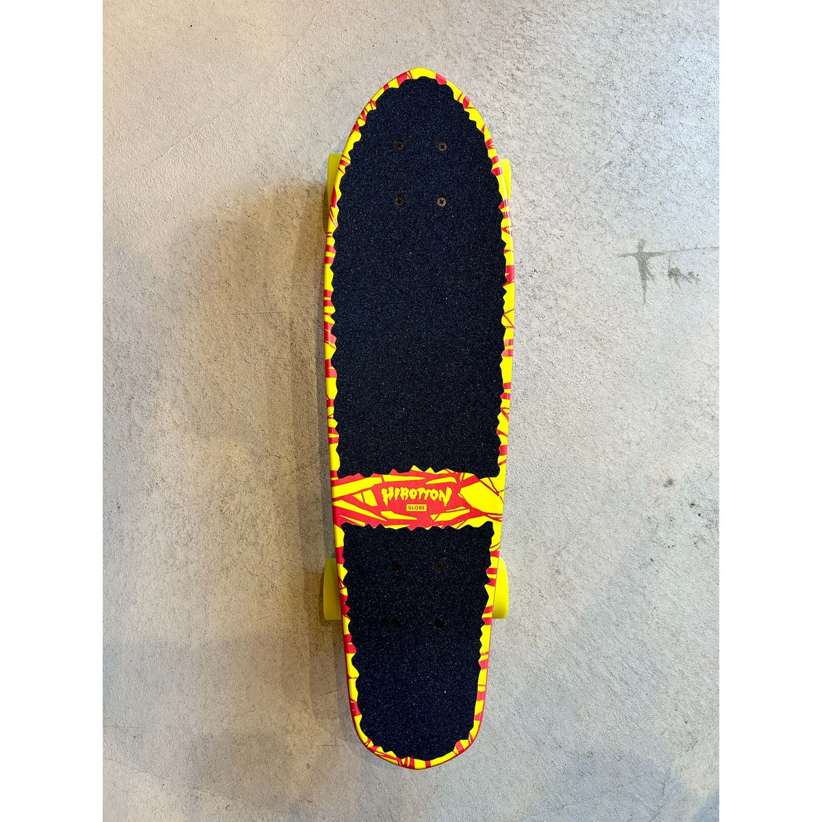 GLOBE x HIROTTON クルーザーデッキ 7.25インチ Blazer Lazer