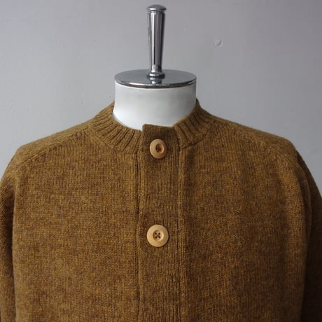 Charpentier de Vaisseau  Crew Neck Knit Cardigan | シャルパンティエドゥヴェッソ シェットランドウール カーディガン