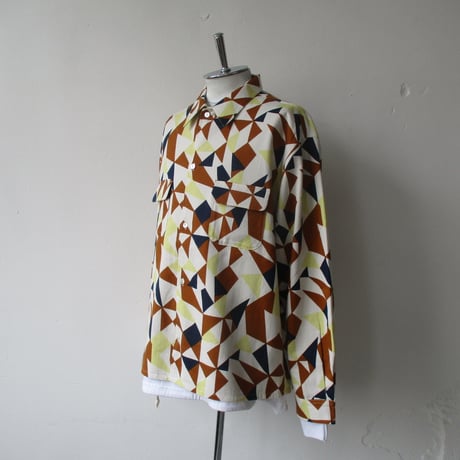 its inconspicuous presence Niche (ニッチ) Reversible Patterned Shirts Jacket / F20-igas-09