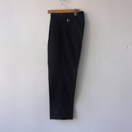 FARAH Two Tuck Side Adjustable Pants / FR401-M4004 / ファーラー 2タック サイド アジャスタブルパンツ -強撚コットン