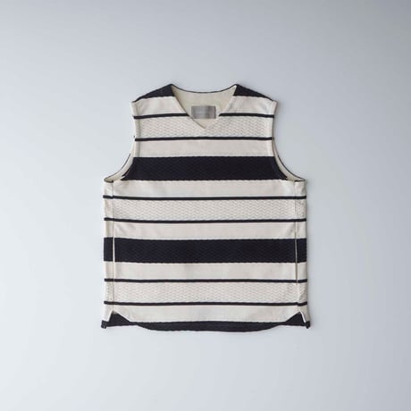 Curly&co CURLY/カーリー CABLE JACQUARD VEST -border- / 241-200212BD / ケーブルジャガード ベスト