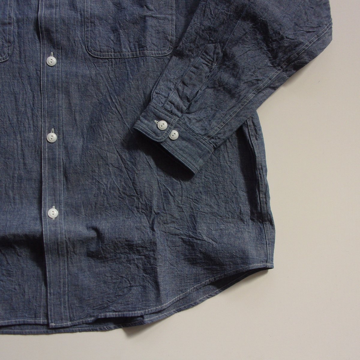 GOLD / ゴールド BLUE CHAMBRAY WORK SHIRT-